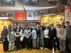 «Хранители истории»